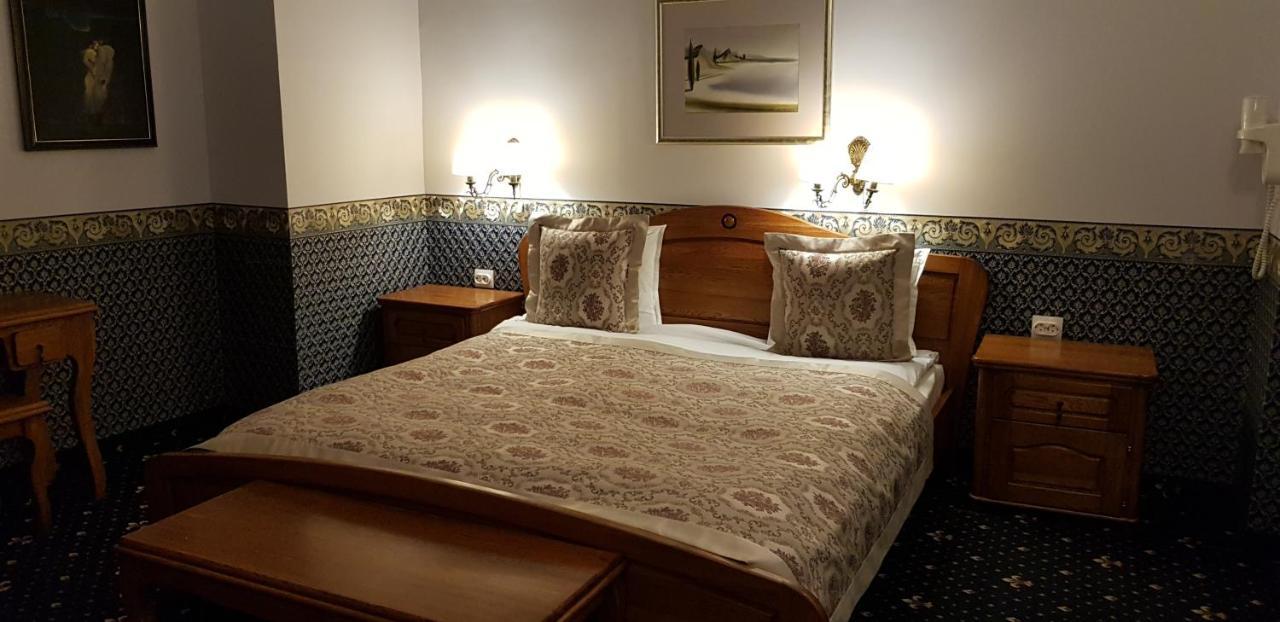 Hotel Odeon Φιλιππούπολη Εξωτερικό φωτογραφία